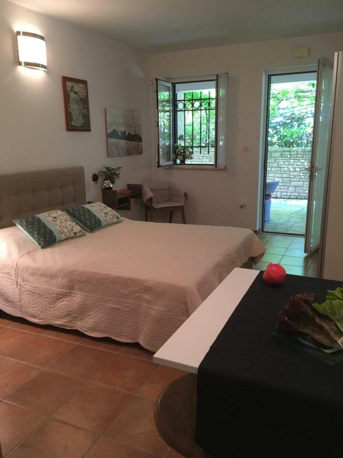 Goga Apartments พูลา ภายนอก รูปภาพ